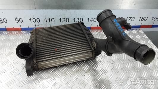 Радиатор интеркуллера audi Q7 (BAD02KC01)