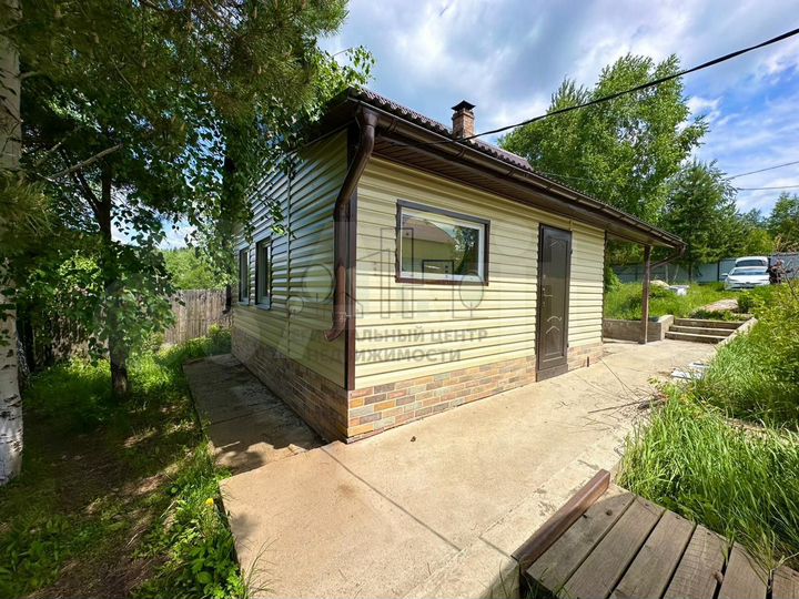 Дом 50 м² на участке 10 сот.