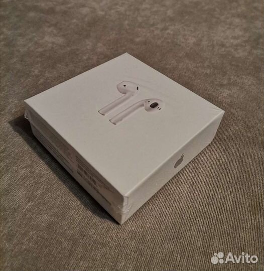 AirPods 2 (2 поколения)