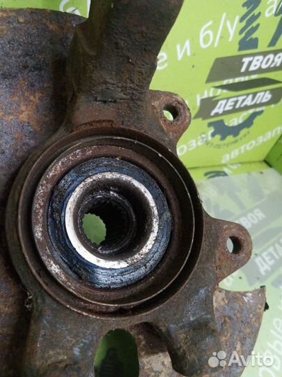 Ступица цапфа кулак передняя левая Ваз 2115 1.5 8V