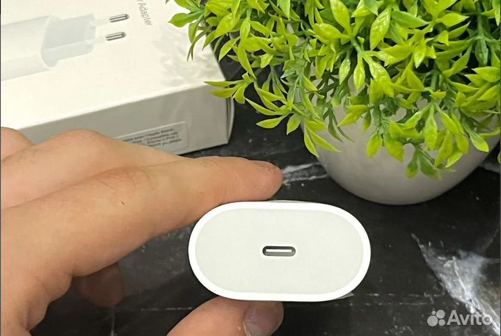 Зарядка для iPhone 20w