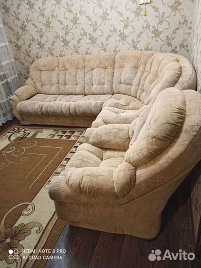Большой угловой диван бу
