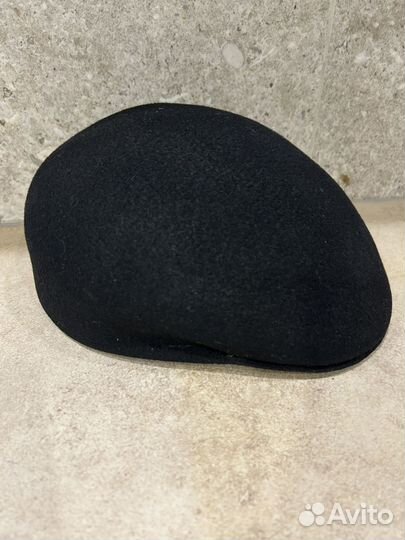 Мужская плоская кепка