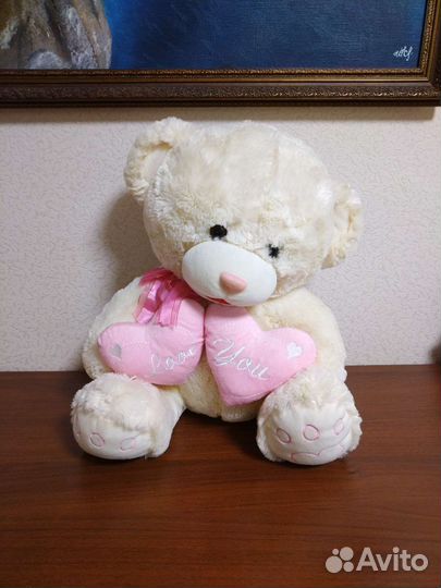 Плюшевый медведь