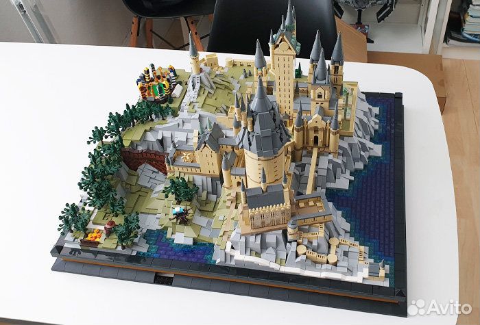 Конструктор Школа магии Хогвартс 6862 деталей