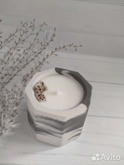 Ароматическая свеча