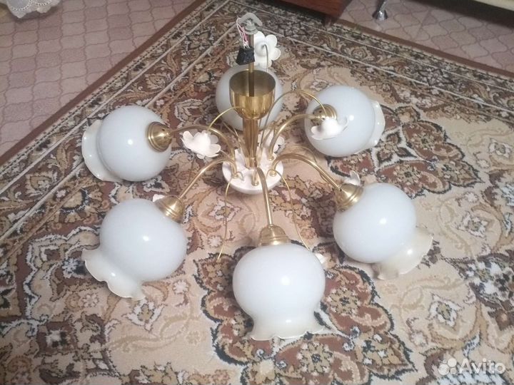 Люстра потолочная бу