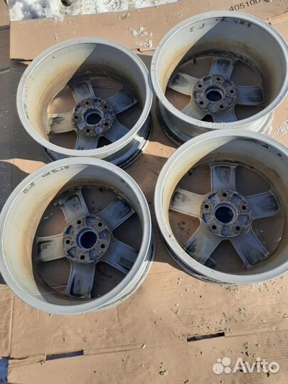 Продаю комплект дисков 5/130/17 туарек оригинал