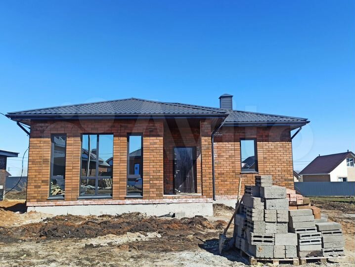 Коттедж 105 м² на участке 6,5 сот.