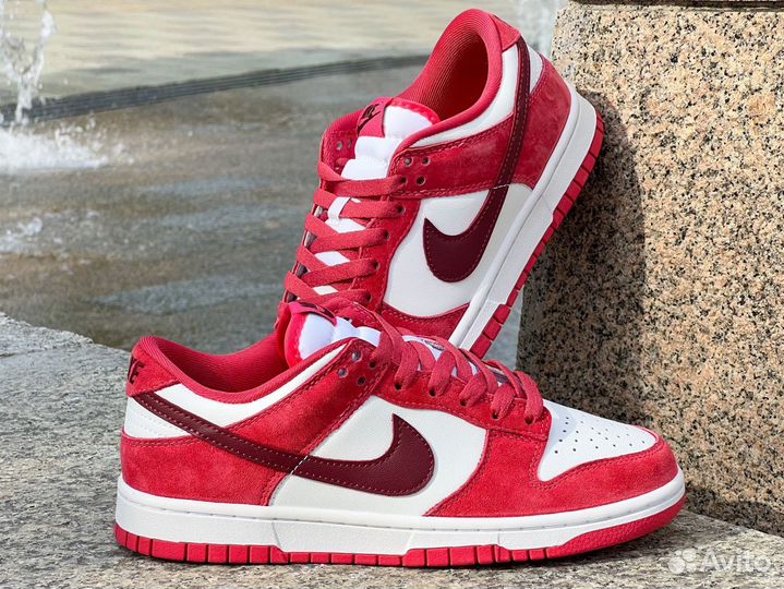 Nike Dunk Low Premium SB Valentines Day 2014 Red