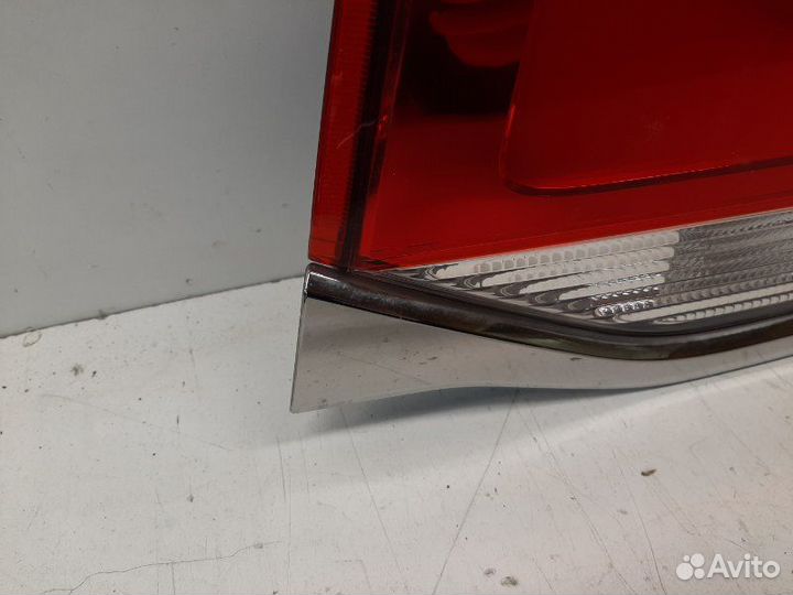 Фонарь задний правый Toyota Land Cruiser 200 2016