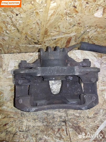 Суппорт тормозной передний правый Peugeot 308 T7