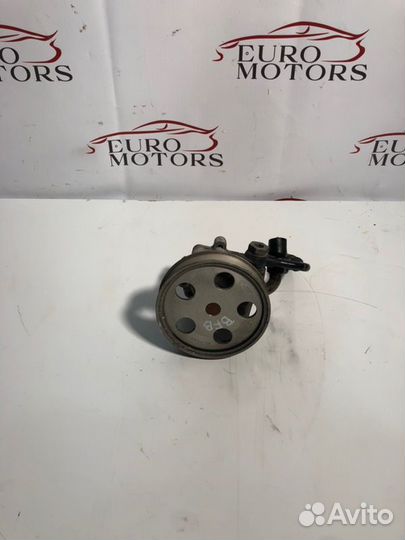 Насос гидроусилителя руля Audi A4 B8 BFB