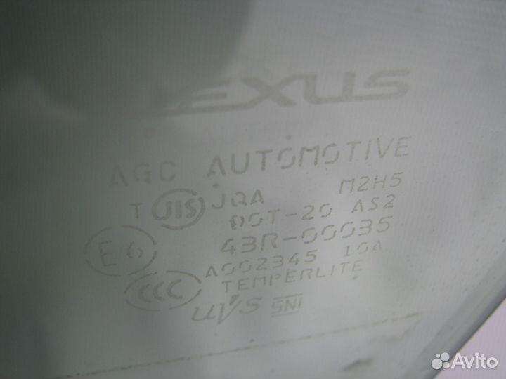 Lexus GS 300 стекло двери переднее левое