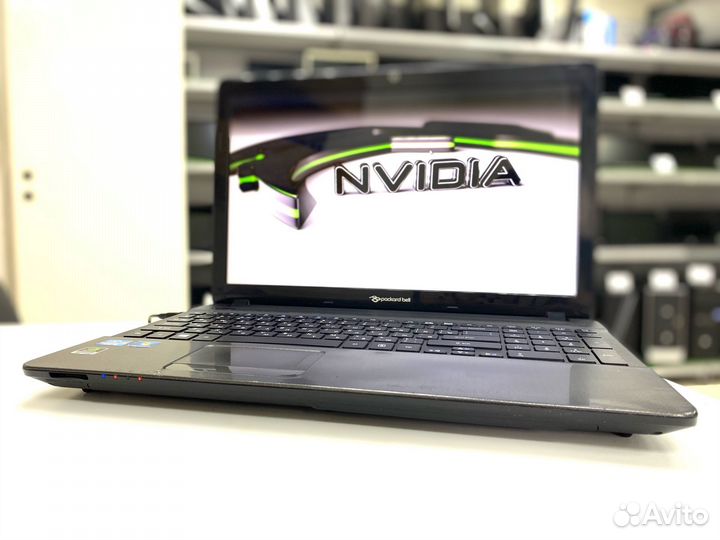 Ноутбук Packard Bell Core i3/GeForce GT 520M