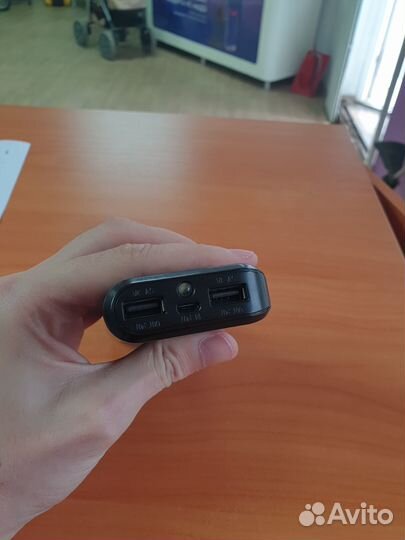 Портативный аккумулятор dexp FSky 13.2