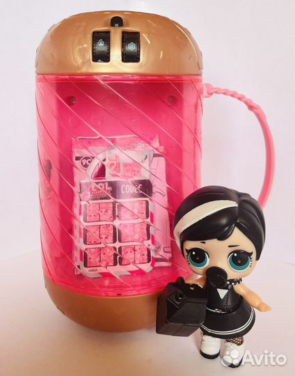 Куклы и капсулы LOL (лол)