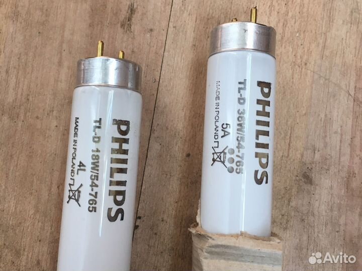 Люминесцентная лампа 18w и 36w