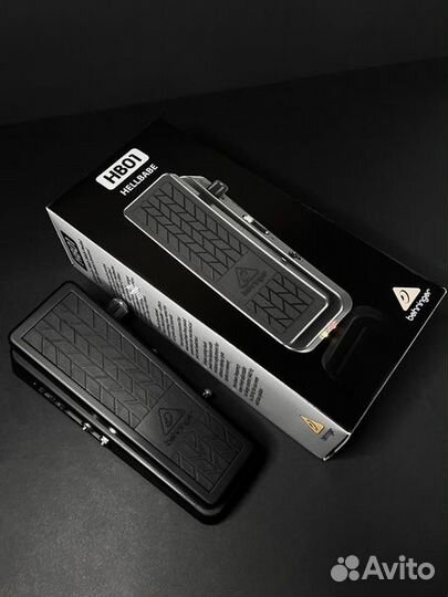 Педаль эффектов Вау-вау Behringer HB01