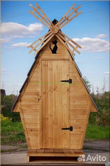 Уличный туалет деревянный ELE1007