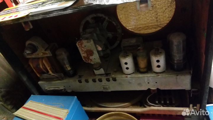 Ретро приемник - радиола