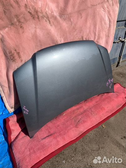 Капот Volkswagen Touran 2003-2006