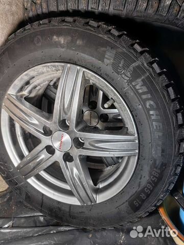 Michelin Agilis 81 Snow-Ice 185/65 R15