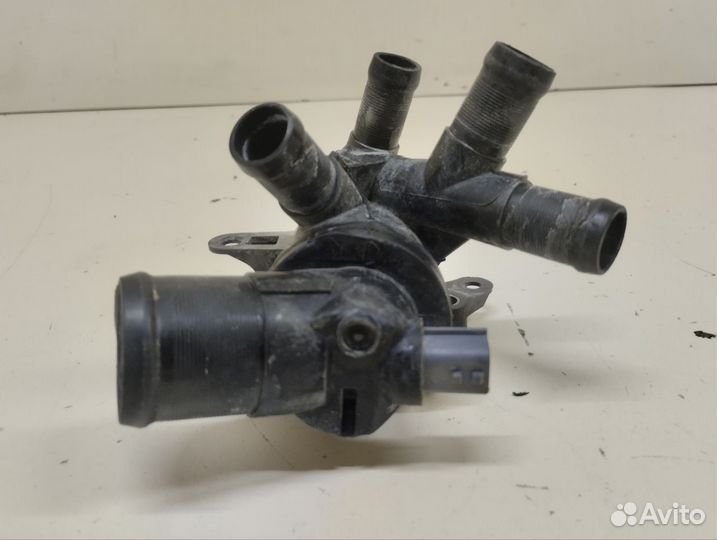 Б/У Б/У Корпус термостата 1106100Q2H nissan