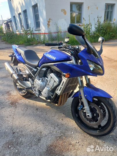 Yamaha FZS 1000