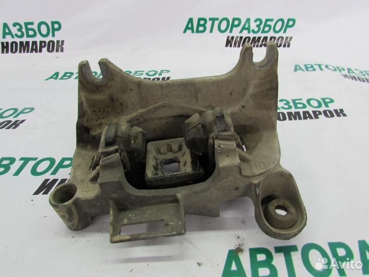 Опора двигателя левая для Renault Fluence 2010