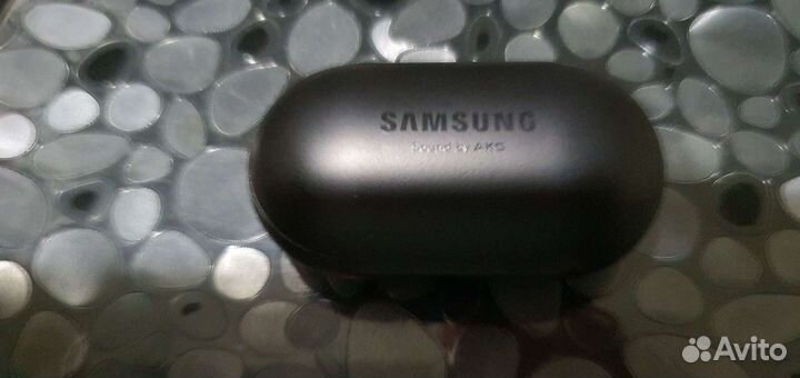 Кейс для наушников Samsung