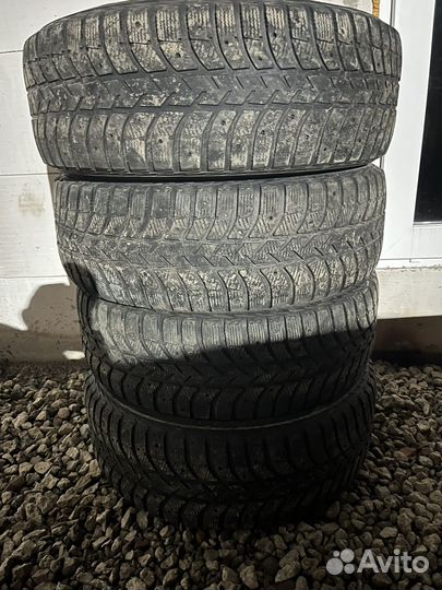 Bridgestone Ice Cruiser 5000 275/70 R16 114T