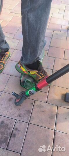 Трюковой самокат