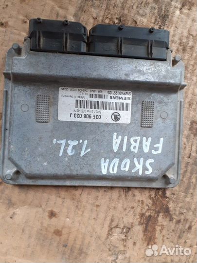 Блок управление двигателем Шкода Фабия1 1.2
