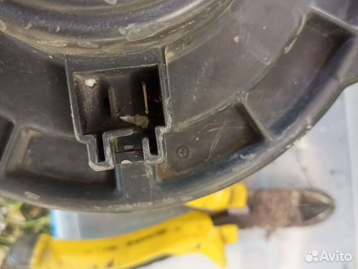 Моторчик печки toyota corolla