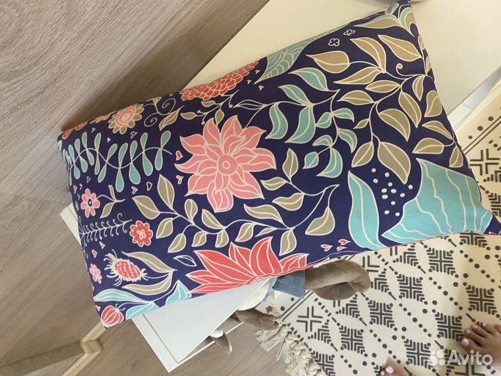 Декоративная подушка со сьемной наволочкой