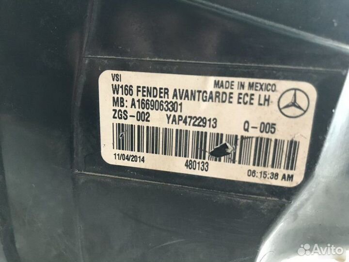 Фонарь наружный задний левый Mercedes-Benz M-Class