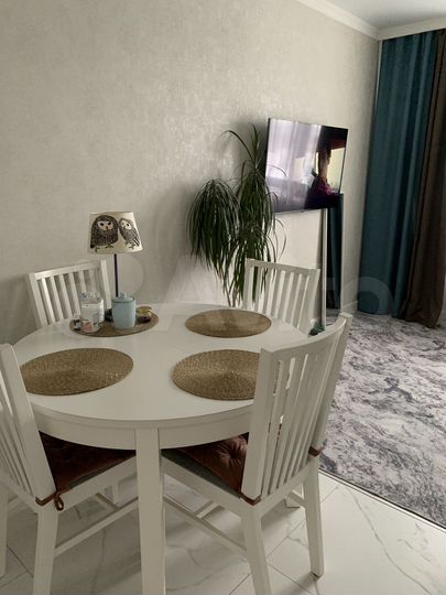 2-к. квартира, 57 м², 3/14 эт.