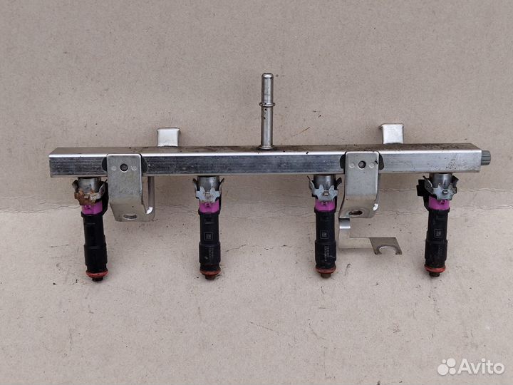 Топливная рампа Daewoo Gentra