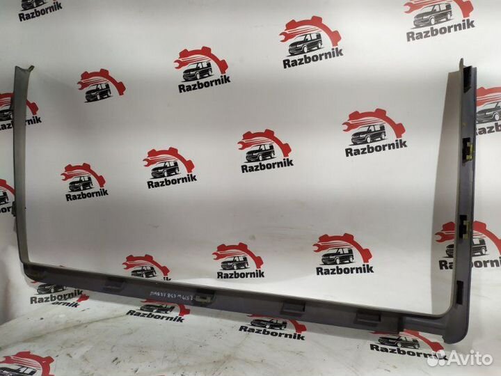 Обшивка боковой двери задняя левая Mercedes