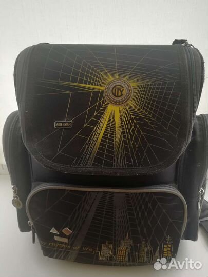 Школьный рюкзак