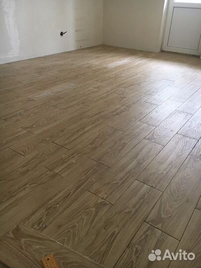 Универсальный плиточник