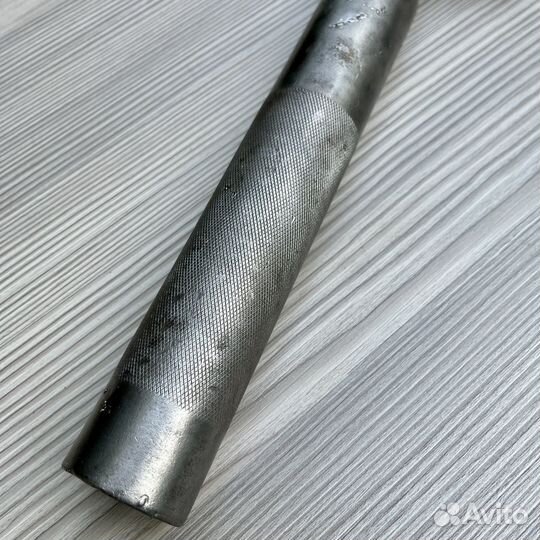 Старинный разводной ключ