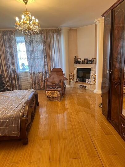 4-к. квартира, 129,3 м², 5/9 эт.