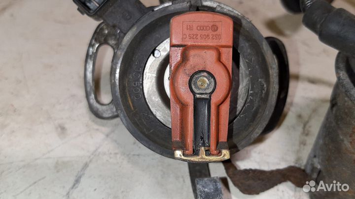 Распределитель зажигания VW Polo 1.4Б 1991-2000