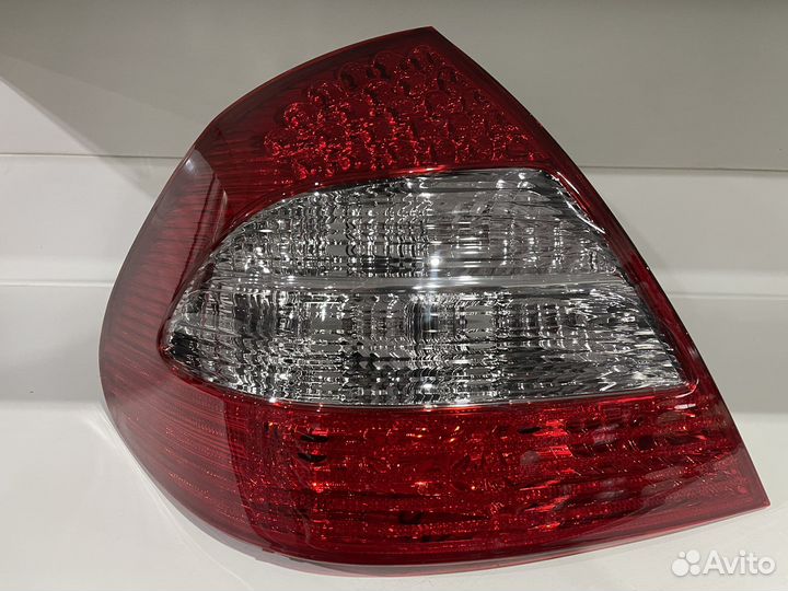 Фонарь mercedes e211 w211 ресталинг avantgarde