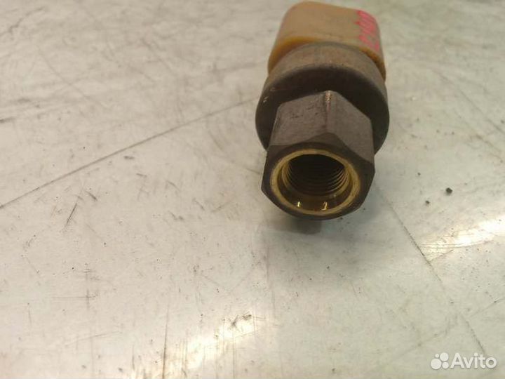 Датчик давления топлива Chevrolet Captiva C140 LE5