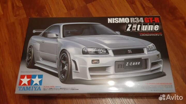 Nissan Skyline Nismo R34 GT-R Z-tune Tamiya