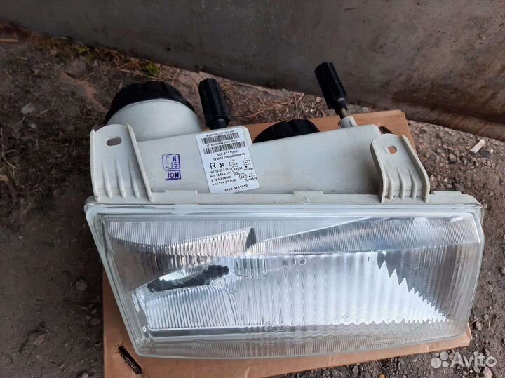 Фара правая на Ваз 2110