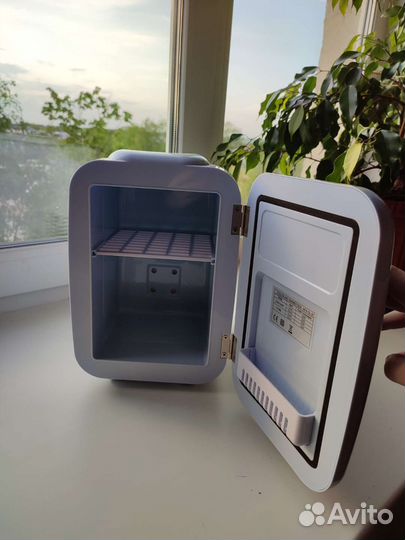 Минихолодильник